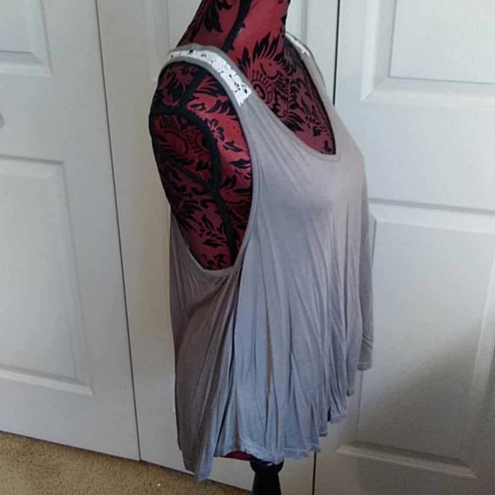 eye candy top - Picture 5 of 7